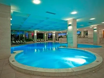 Asteria Hotel Side